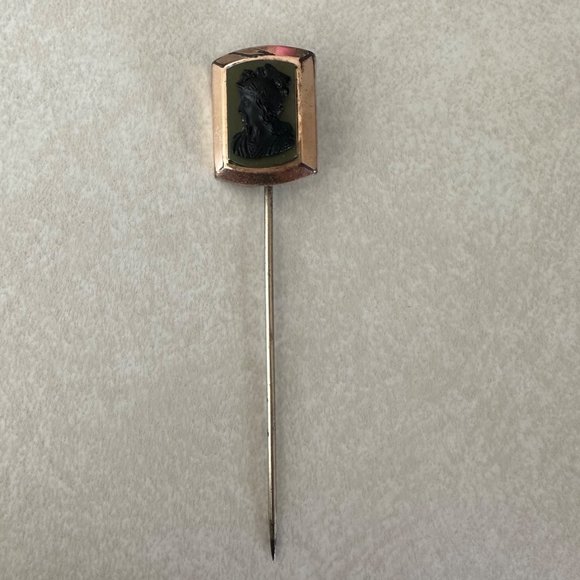 Antique Victorian 12kt rose gold filled left facing jet cameo jade stick pin - Picture 3 of 7